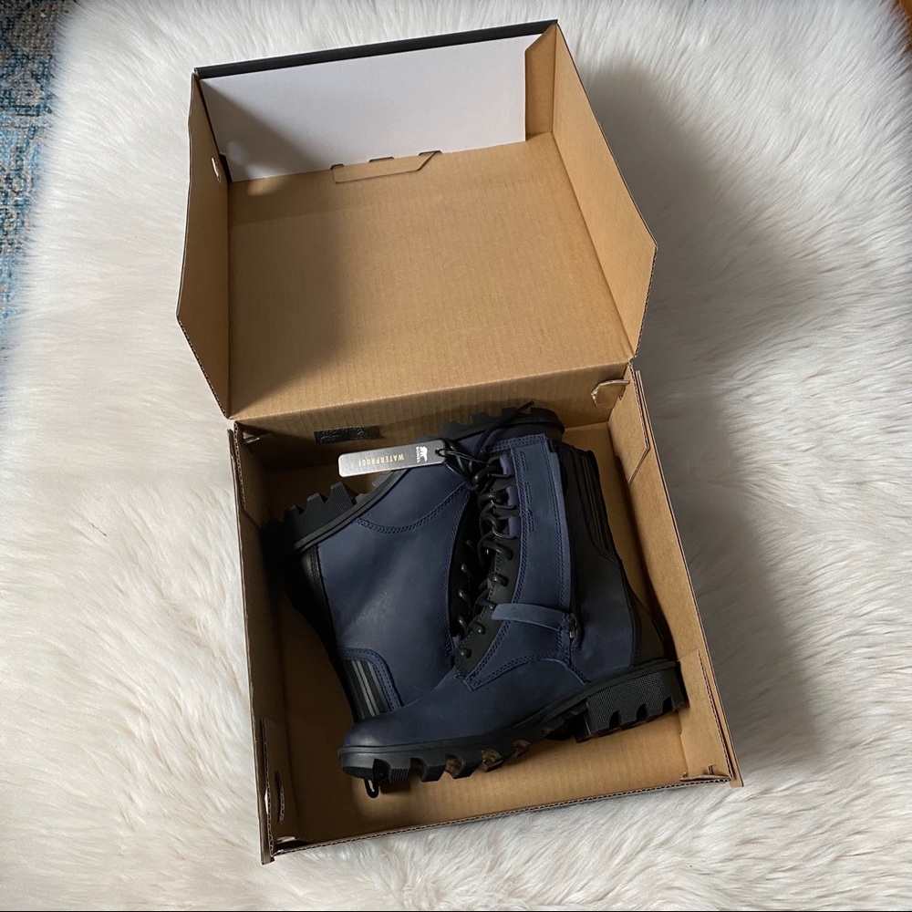 Sorel Phoenix Lace waterproof boots - Picture 3 of 12